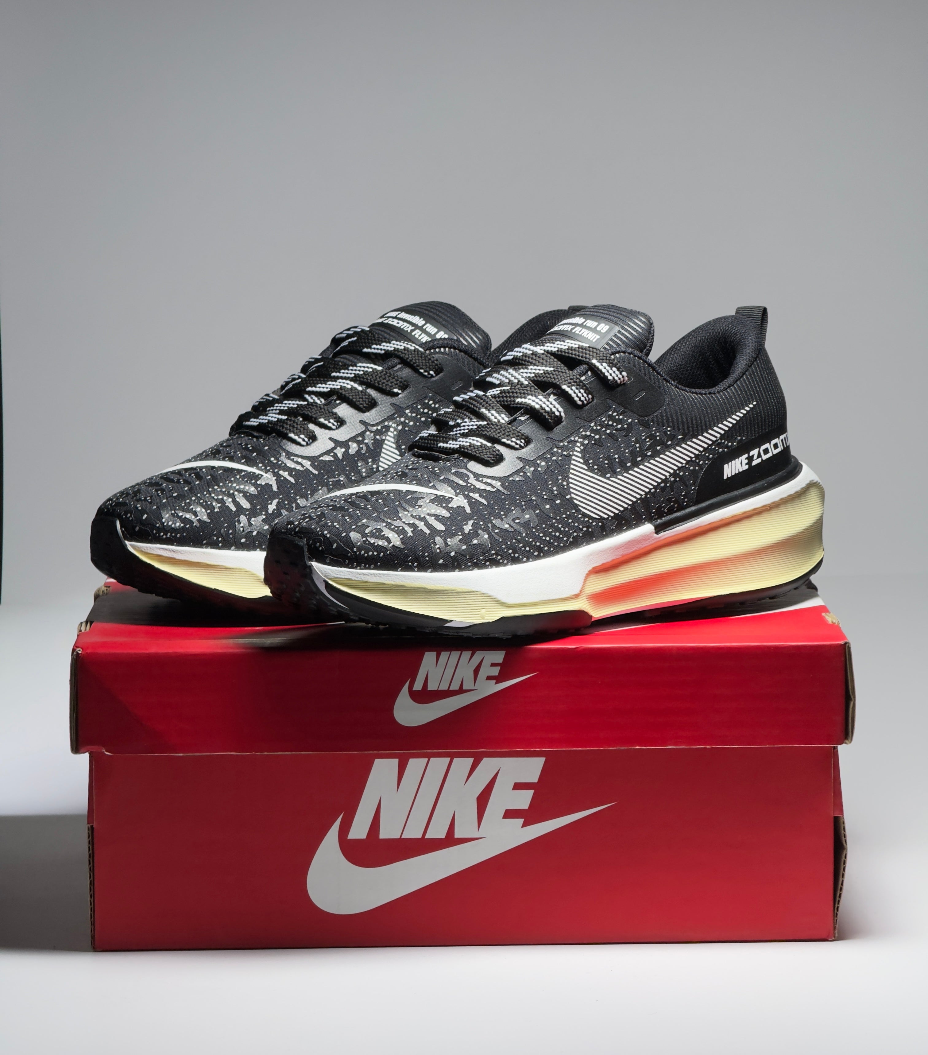 NIKE INVINCIBLE ZOOM X