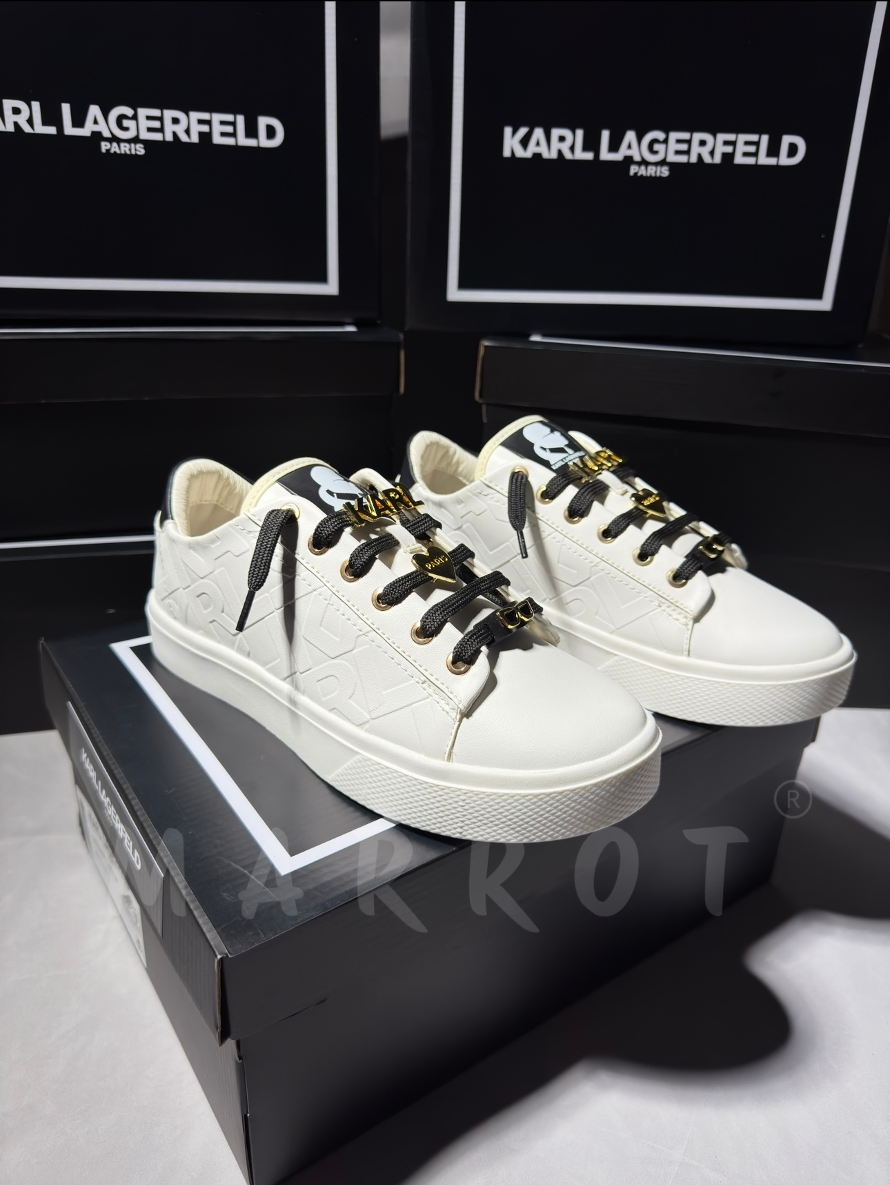 NUEVA REFERENCIA KARL PARIS