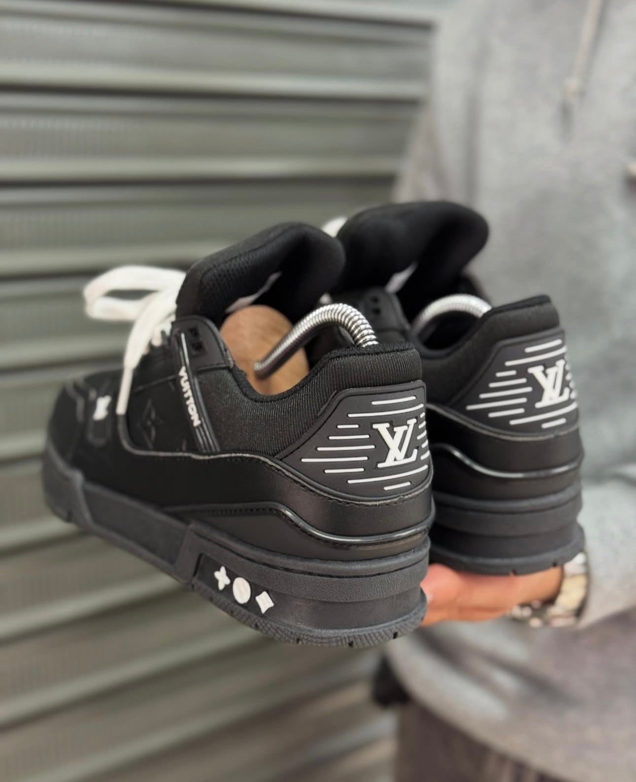 LV TRAINER EXCLUSIVE